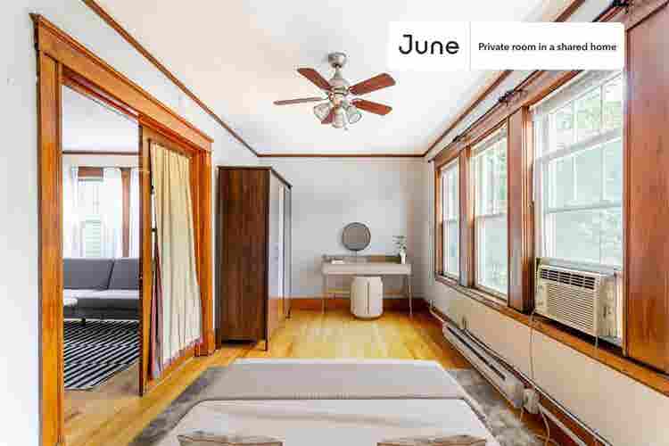 4 BR in Boston