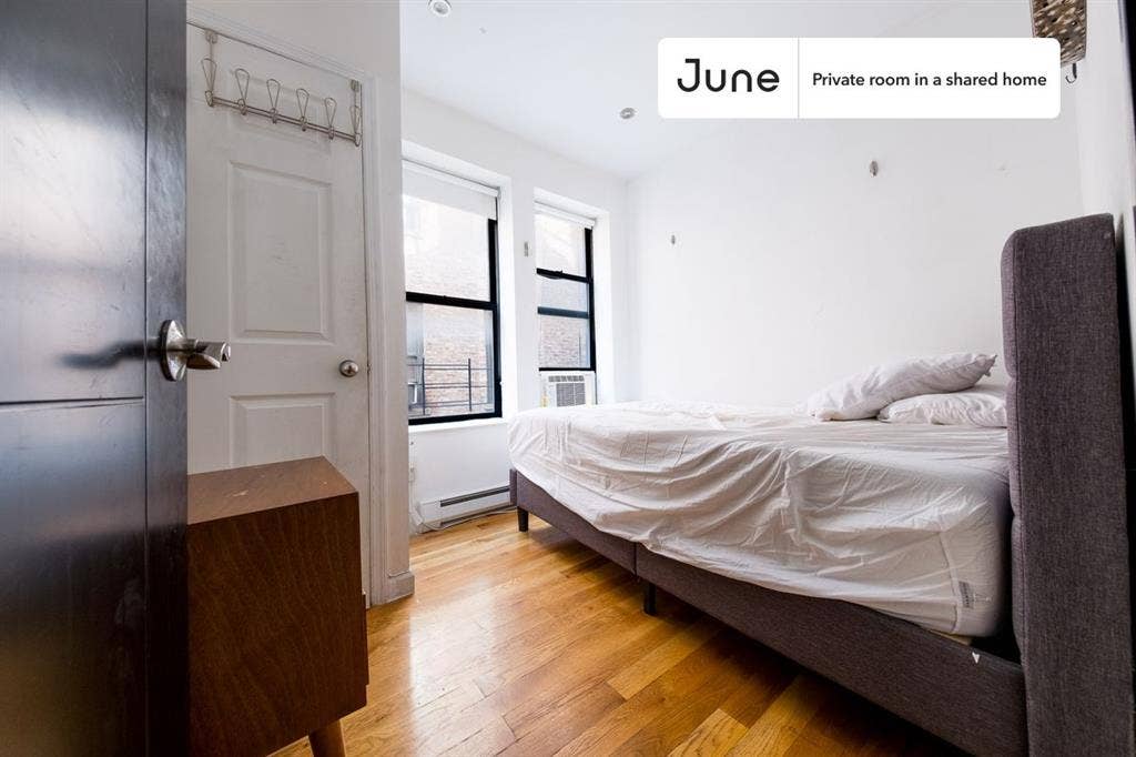 4 BR in New York City