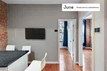 2 BR in New York City