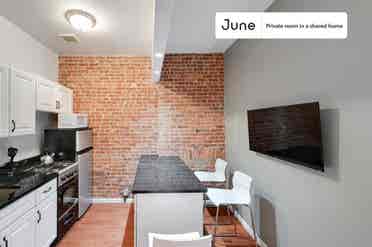 2 BR in New York City