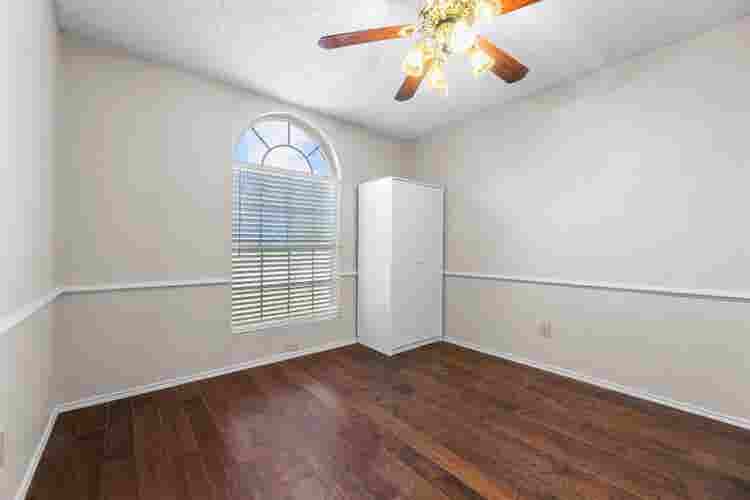 5 BR in Fort Worth