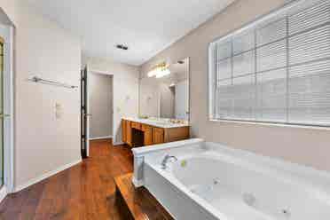 5 BR in Fort Worth