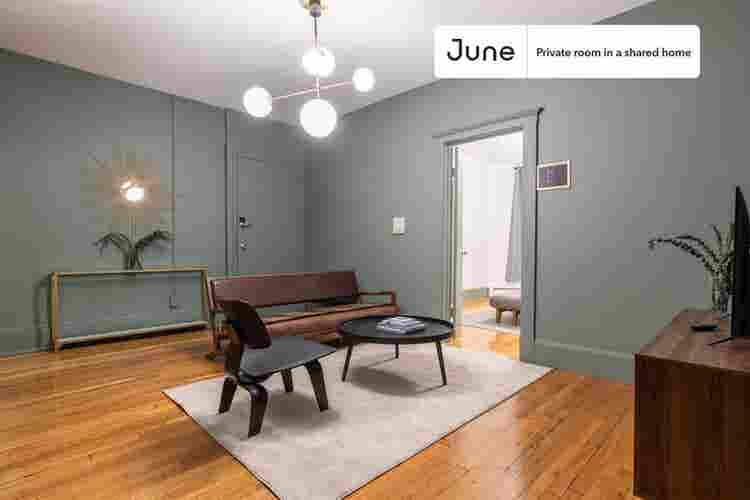 4 BR in Boston