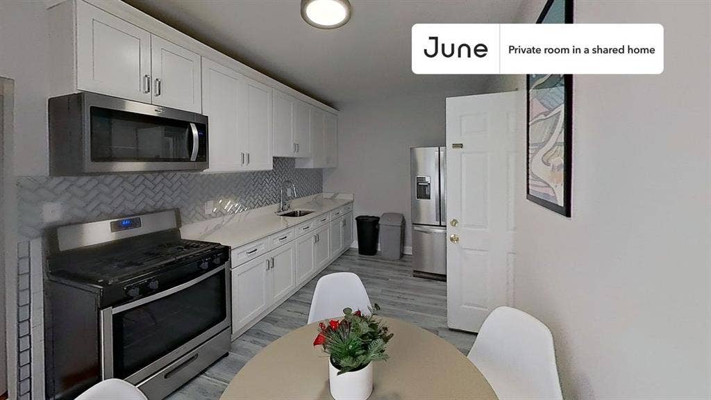 3 BR in Boston