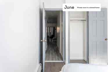 4 BR in New York City