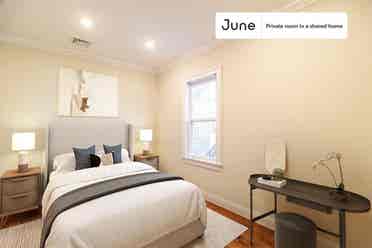 4 BR in Boston