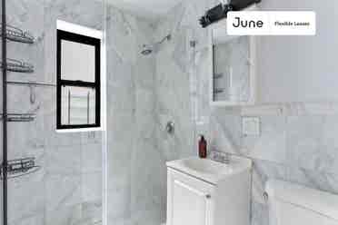2 BR in New York City