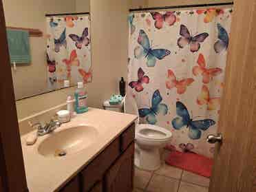 Roommate wanted!!