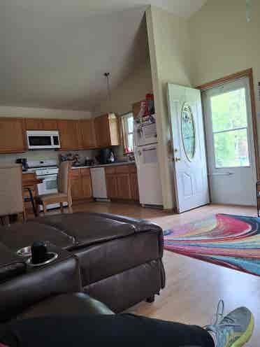 Roommate wanted!!