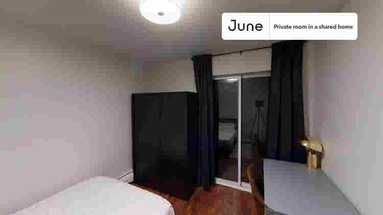 2 BR in New York City