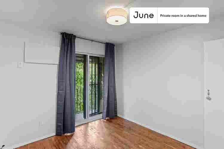 2 BR in New York City