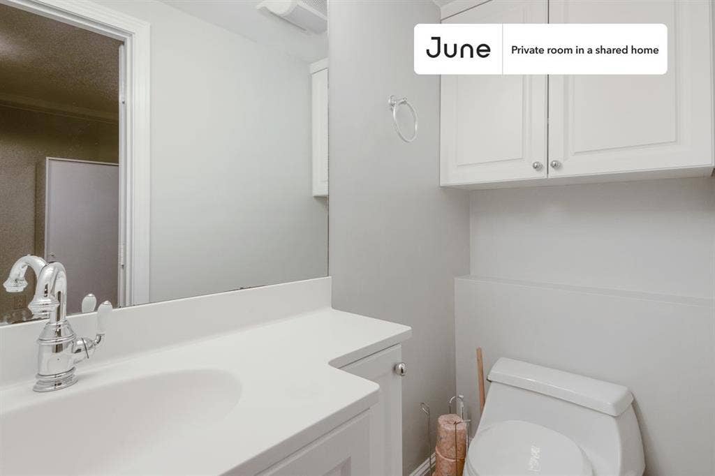 2 BR in Boston