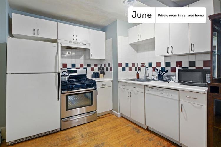 2 BR in Boston