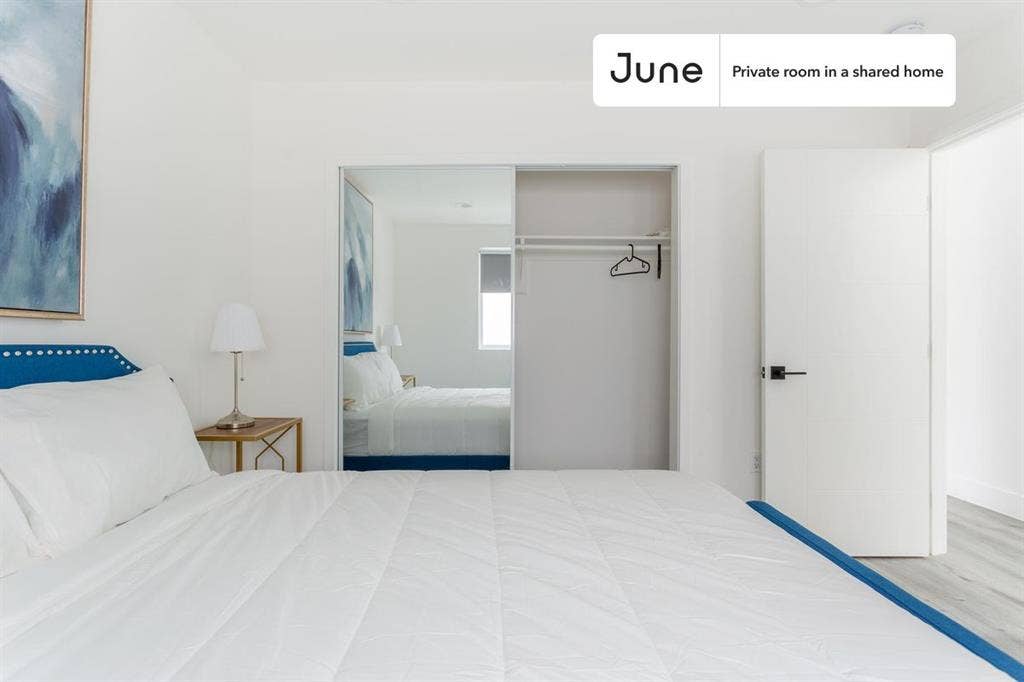 4 BR in Los Angeles