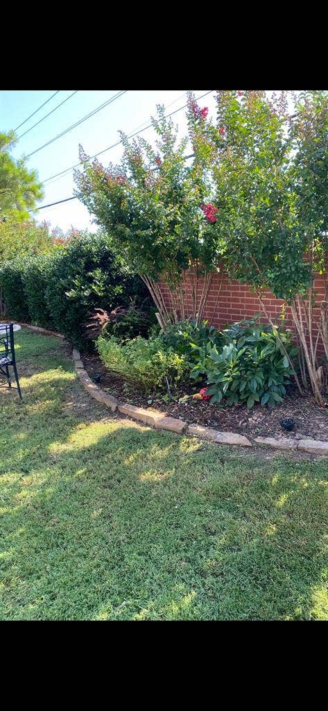 Upscale neighborhood in Norman.