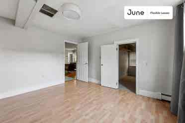 2 BR in Boston