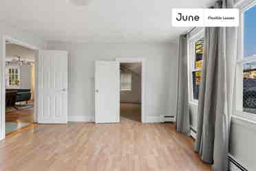 2 BR in Boston
