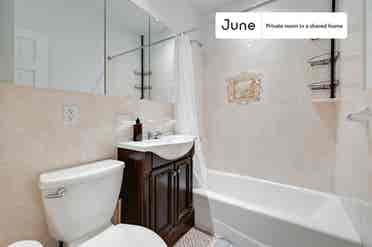 2 BR in New York City