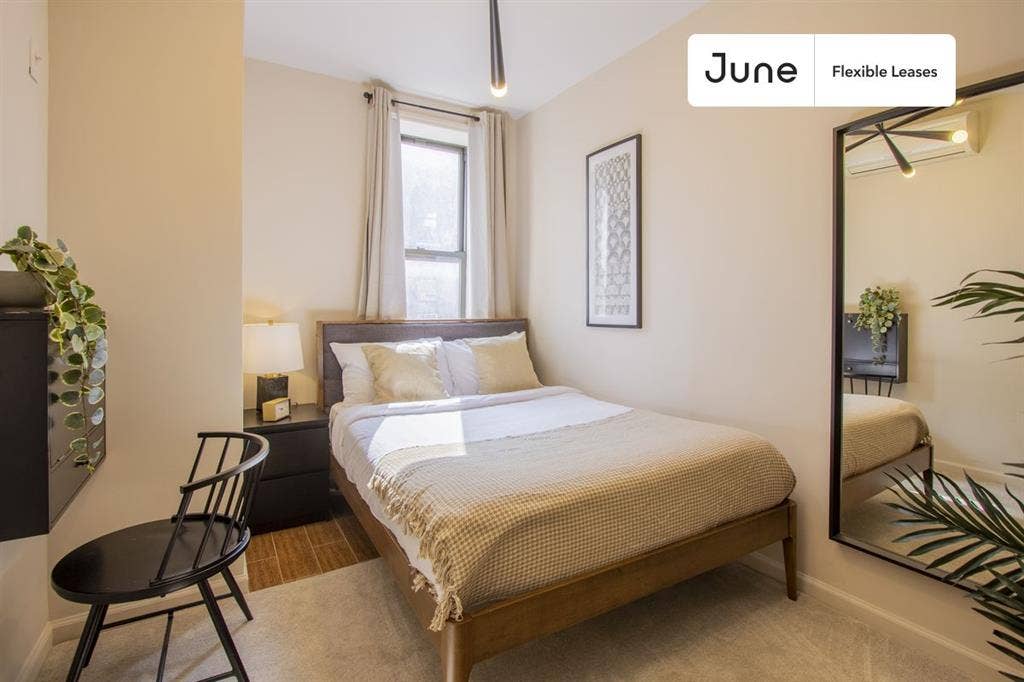 3 BR in New York City