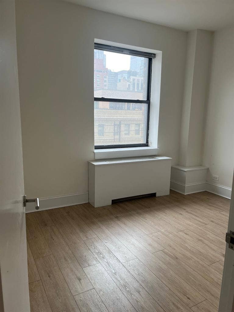 ✨ True Bed in Midtown South ✨