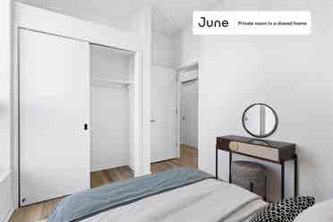 4 BR in Chicago