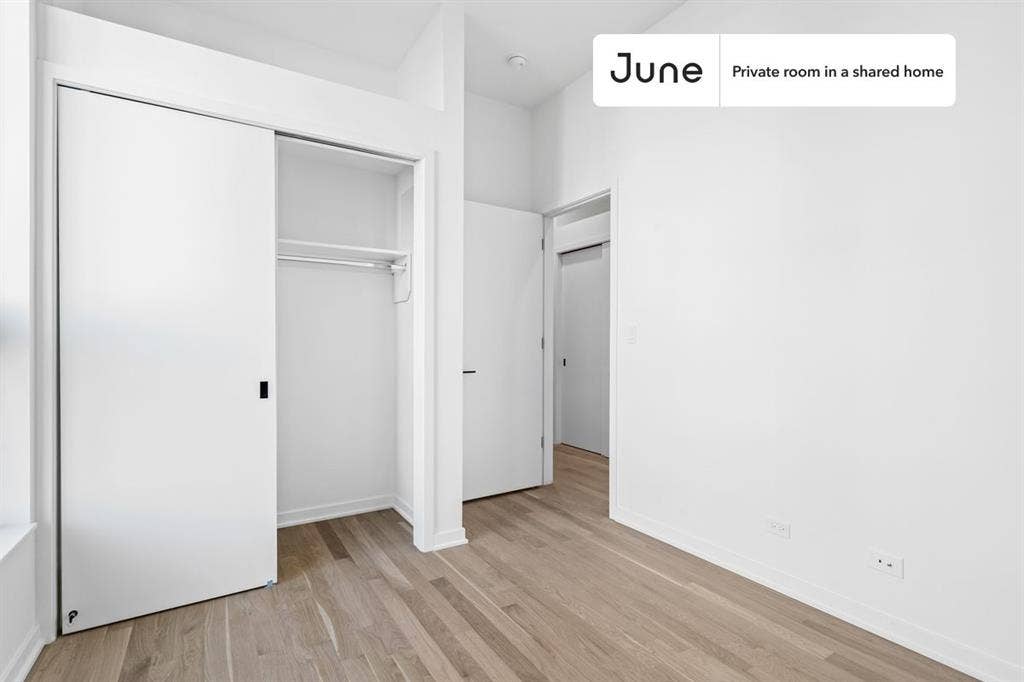 4 BR in Chicago