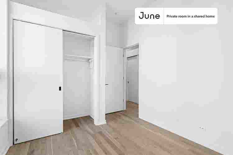 4 BR in Chicago