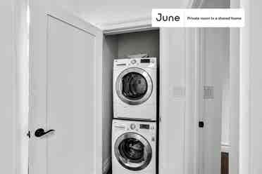 2 BR in New York City