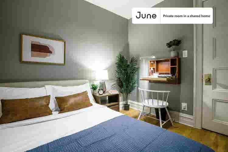4 BR in New York City
