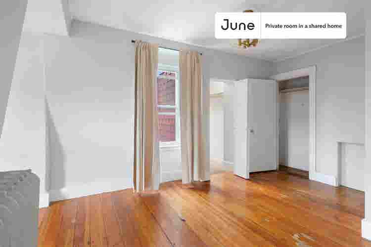 4 BR in Boston