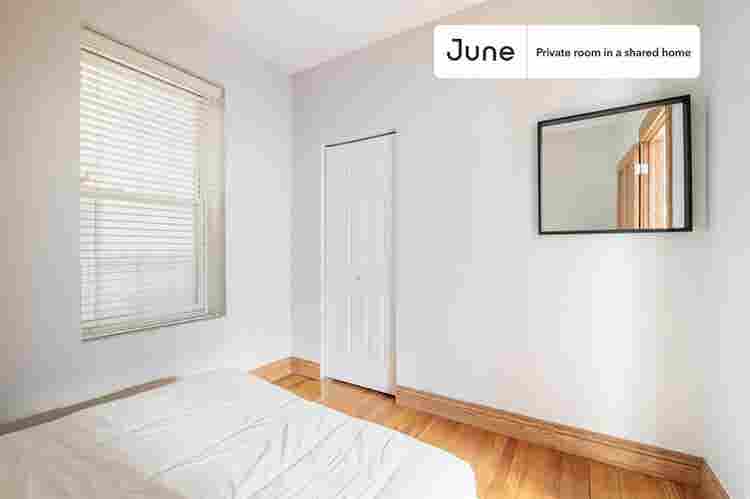 4 BR in Chicago