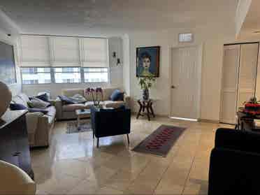 Brickell room for rent $