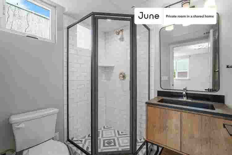 5 BR in Los Angeles