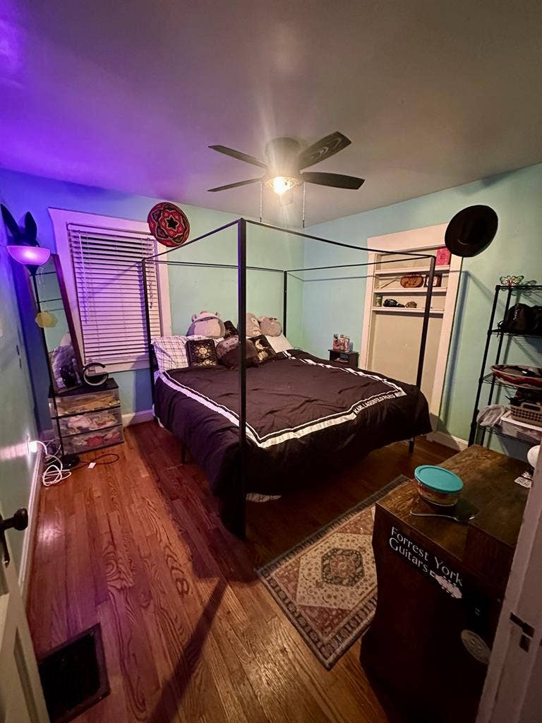 Roomate needed