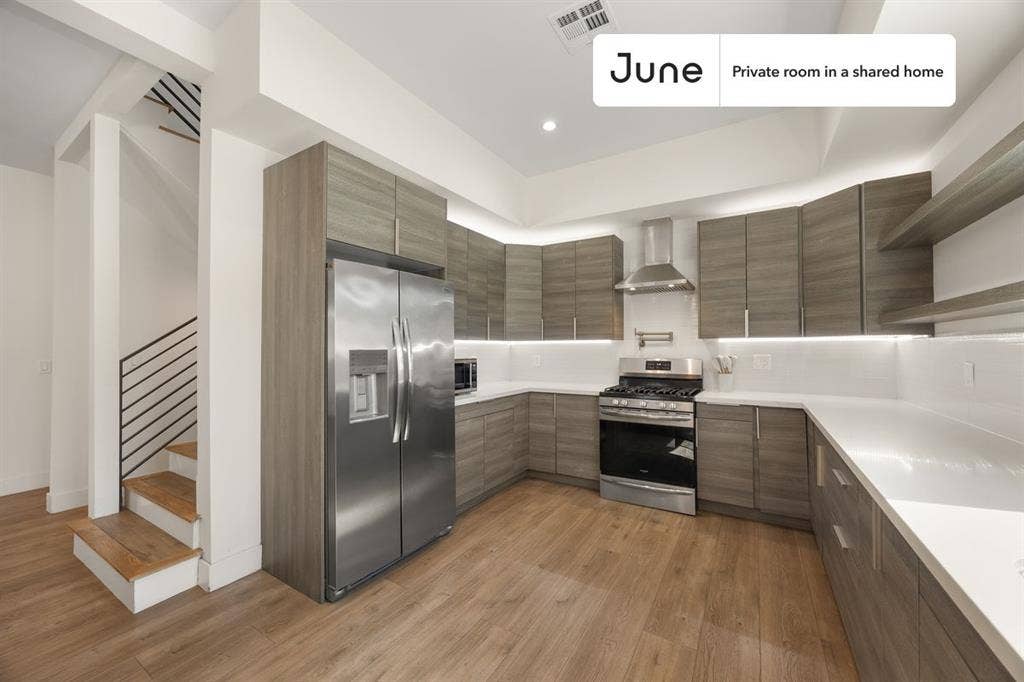 4 BR in Los Angeles