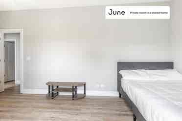 5 BR in Chicago