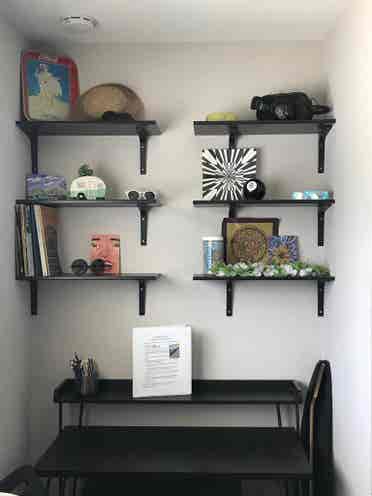 Upstairs Room - Beach/Freeway Close
