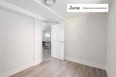 4 BR in Chicago
