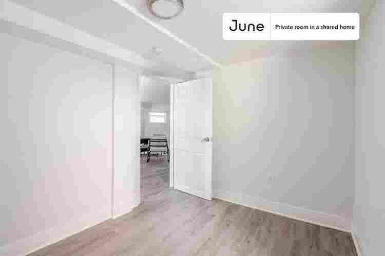4 BR in Chicago