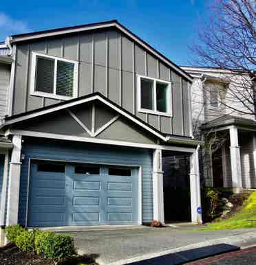 4 Bed townhome in Newcastle