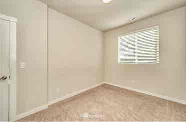 4 Bed townhome in Newcastle
