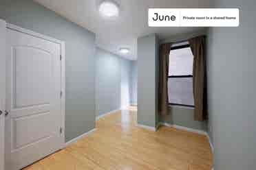 3 BR in New York City