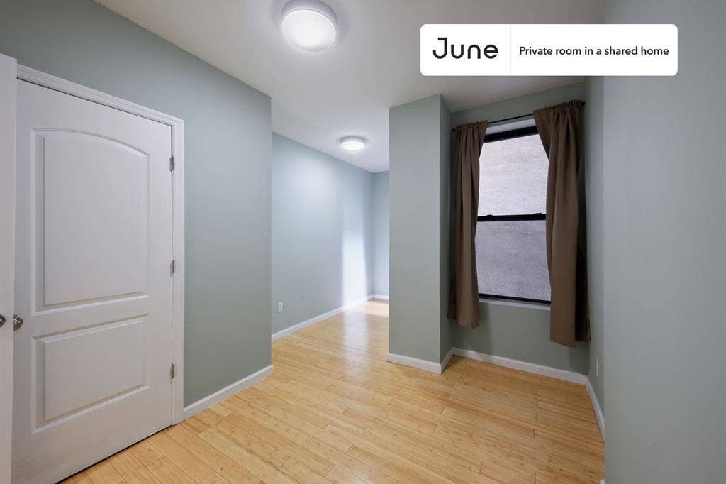 3 BR in New York City