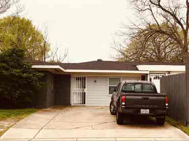 Private entrance studio for rent