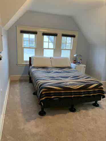 West Philadelphia Large Room