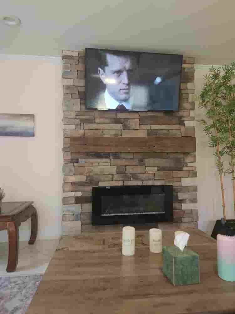 Fully Furnished 2-bedroom Apartment
