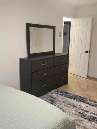 Fully Furnished 2-bedroom Apartment