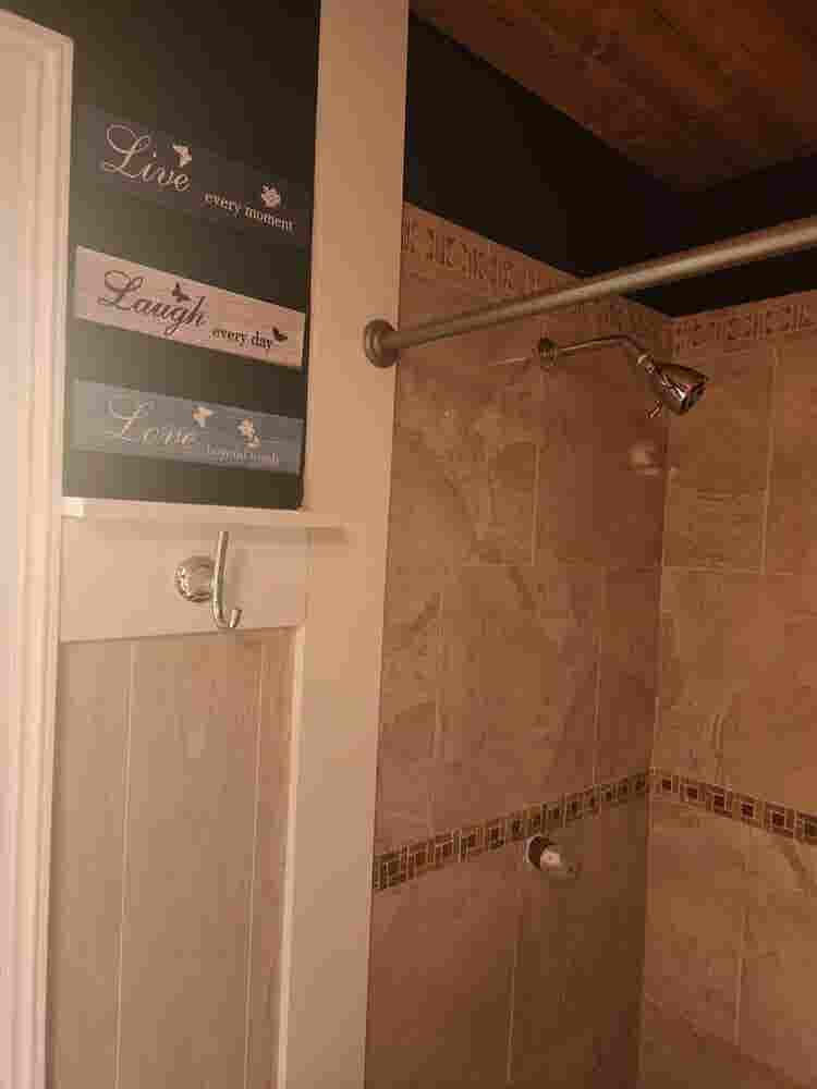 Fully Furnished 2-bedroom Apartment