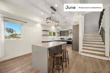 4 BR in Los Angeles