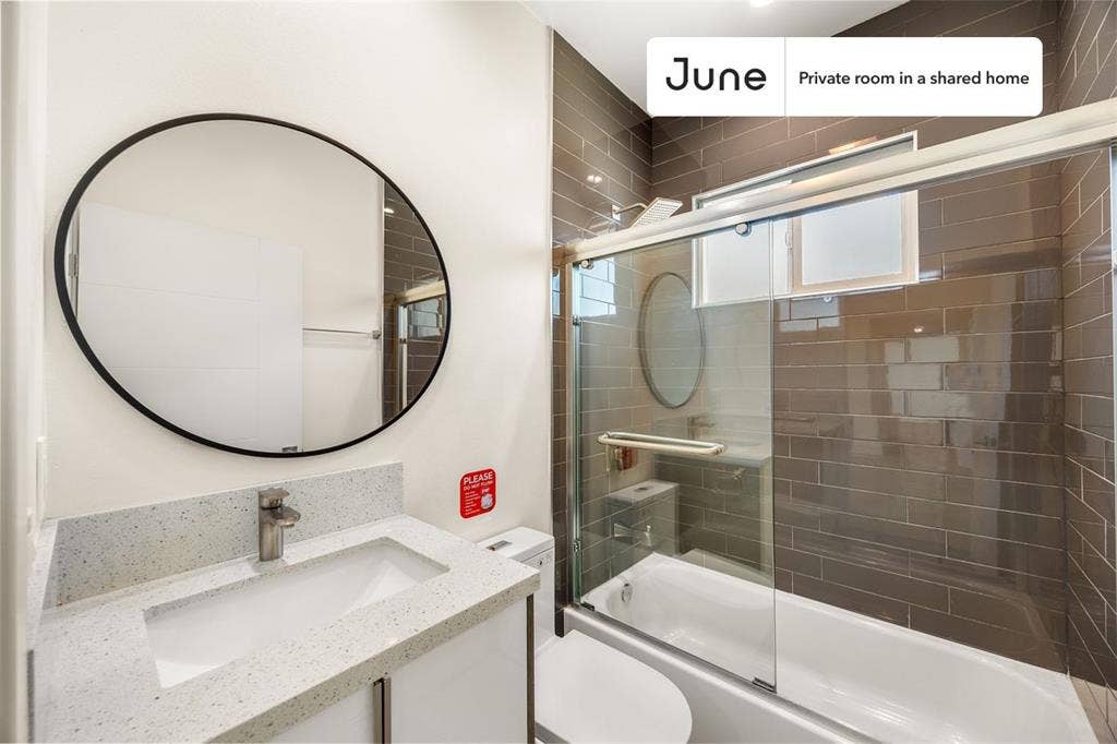 4 BR in Los Angeles